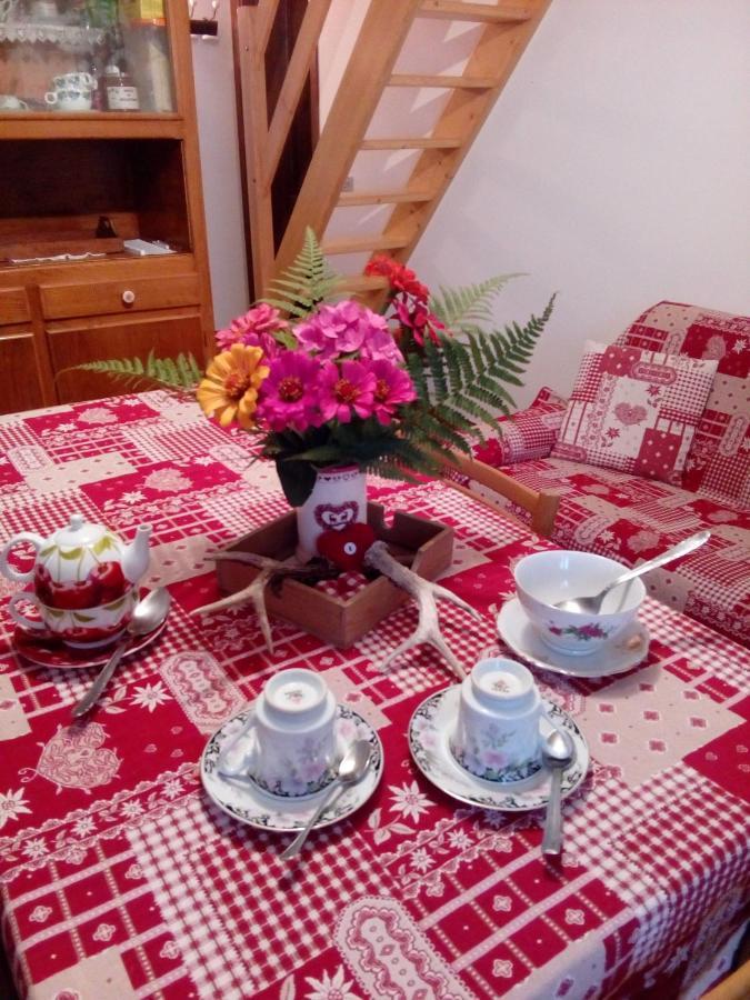 Bed and Breakfast La Campanella à Cadarese Extérieur photo
